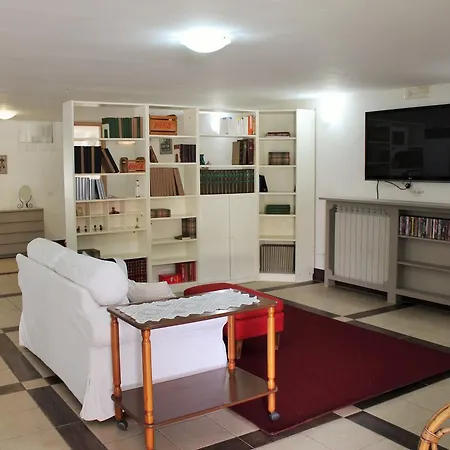 Villa Aladino - Nike * Marano di Napoli